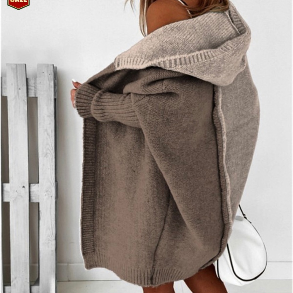Plush•Oversized•Hooded Cardigan - Picture 4 of 6